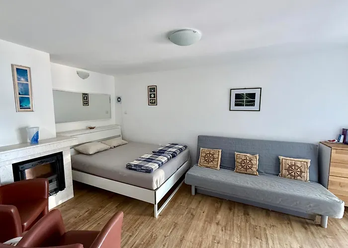 Apartment Paradise *